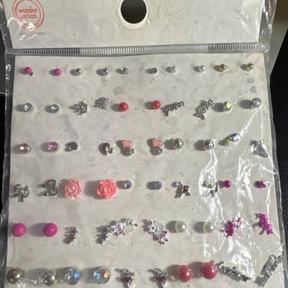 Wonder Nation 49-Pc. Hypoallergenic Mini Fashion Girl's Children/Youth Earrings - Picture 3 of 6